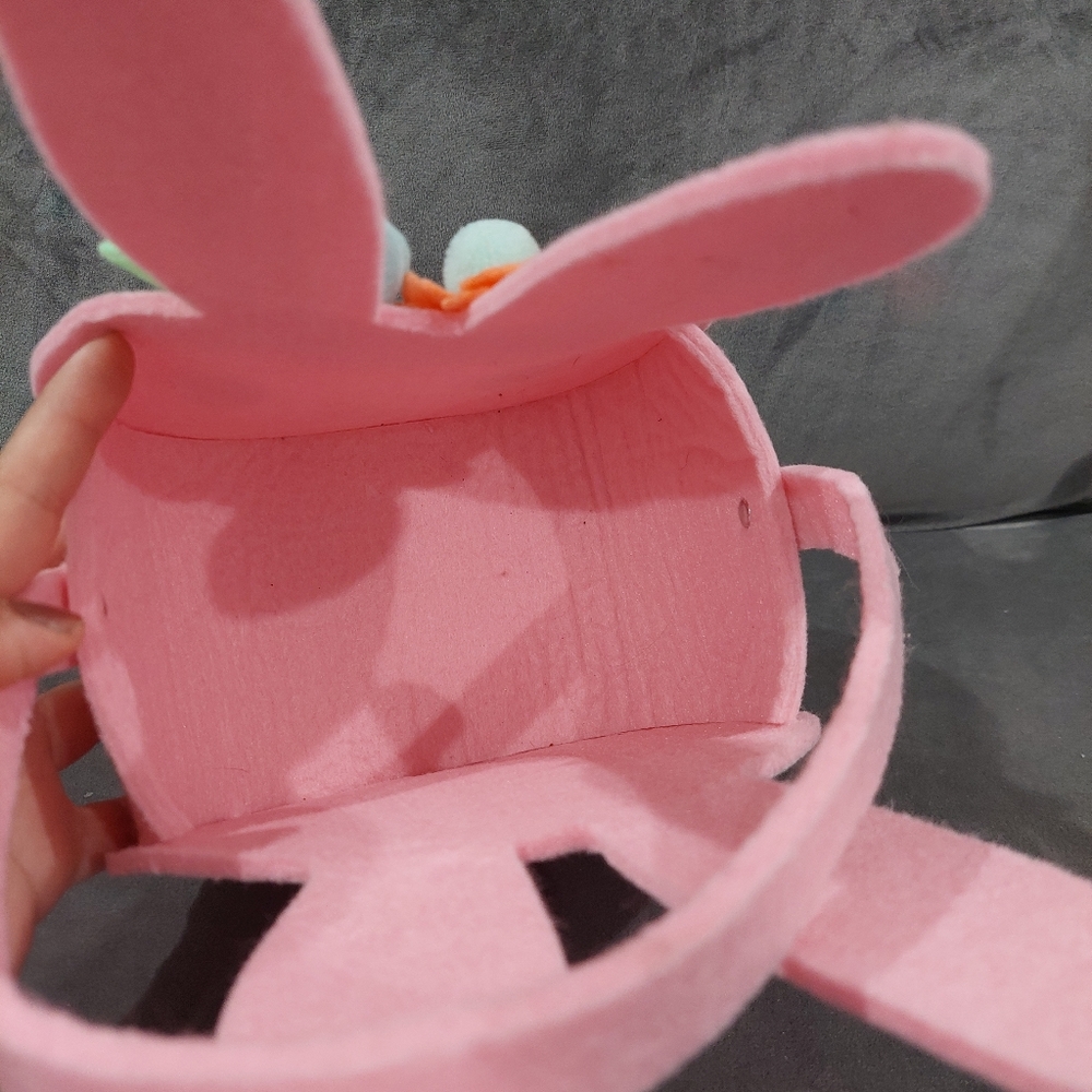Super Cute Cottage Bunny Basket - Picture 4 of 5